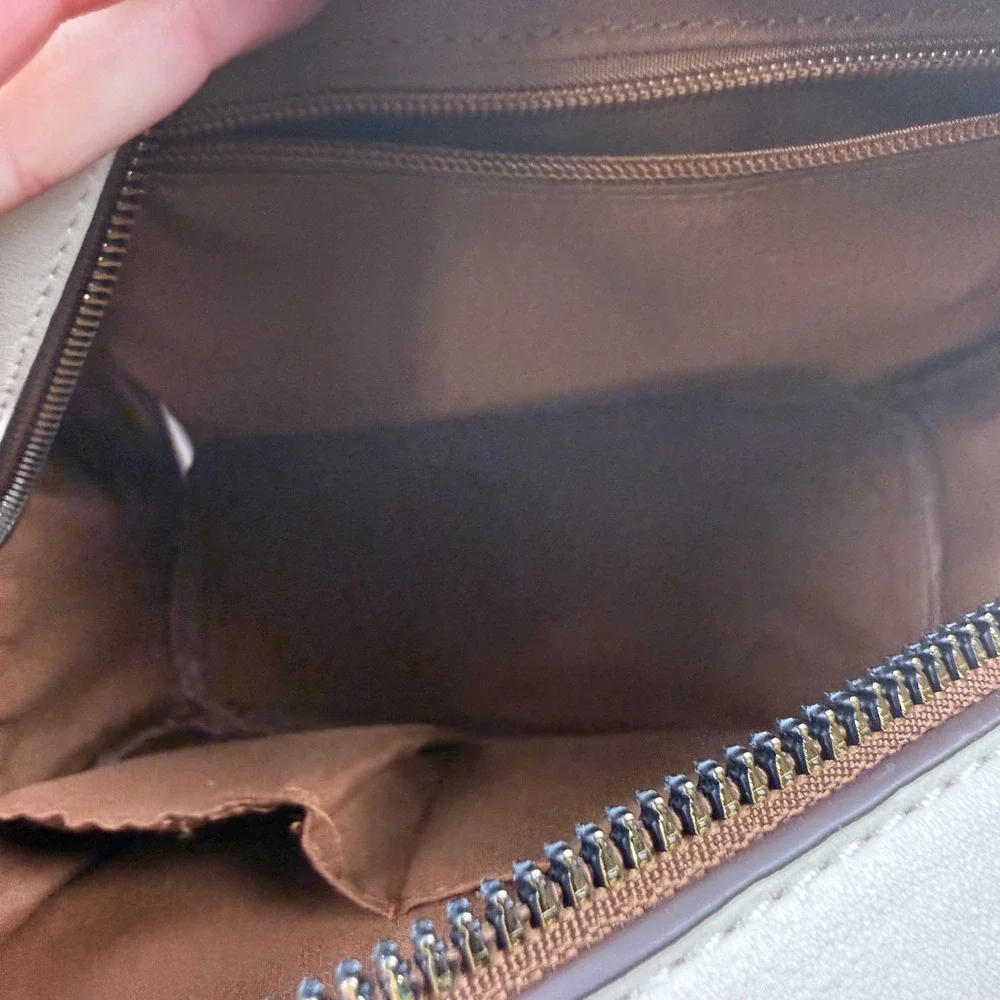 Adrienne Vittadini‎ Backpack Purse Brown White Zipper Chic Casual Travel Office
